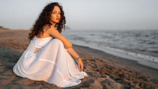 Beach woman white dress smile - the beach free wallpaper