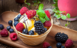 Berry mint tray smoothie food - a tray free wallpaper