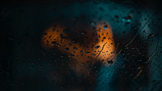 Rainy streetlight blurry window yellow - yellow free wallpaper