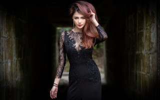 Woman black dress tunnel portrait - phuoc quan free wallpaper