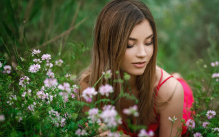 Red dress woman flower field - portrait photography free wallpaper