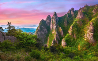 Mountain range pink sky landscape - a pink sky in the foreground free wallpaper