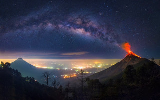 City mountain night star aurora - free space wallpaper