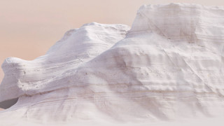 Snowboarder jumping snowy mountain pink - a snowboarder free wallpaper