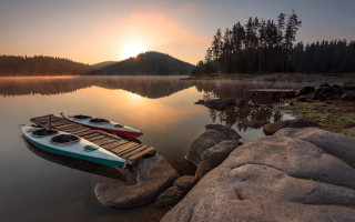 Boats lake mountains sunset foggy - tranquil free wallpaper
