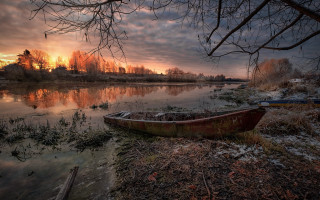 Lake sunset boat autumn cloudy - the shore of a lake free wallpaper