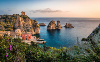 Coastal village bay rocks landscape - cagnaccio di san pietro free wallpaper