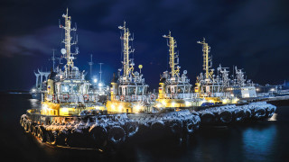 Night ships pier city lights - photography free wallpaper