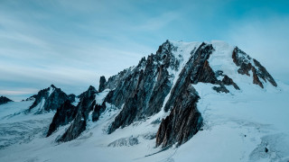 Snowy mountain clouds lake outdoor - a mountain free wallpaper