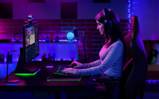 Woman sitting desk computer headphones - beeple free wallpaper