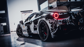 Car paint garage man photorealism - paint free wallpaper