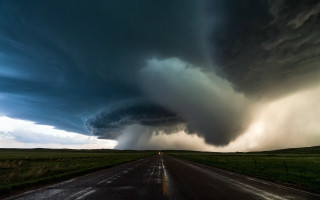 Storm cloud road car mountain - the road free wallpaper