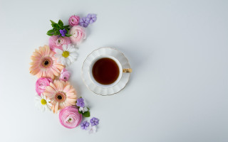 Tea cup flower bouquet gold - a cup of tea free wallpaper