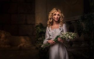 Woman white dress flower portrait - a white dress holding free wallpaper