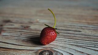 Strawberry wooden table knife fork - single free wallpaper