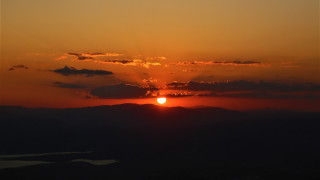 Sunset mountains water clouds horizon - a sunset free wallpaper