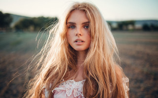 Blonde woman field grass neo - neoromanticism free wallpaper