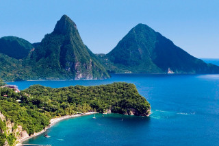 Small island mountains water boat - a small island free wallpaper