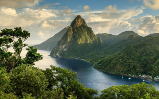 Mountain lake town boat water - the other side of it free wallpaper