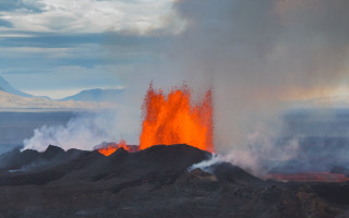 Volcano eruption mountain sunset ocean - lava free wallpaper