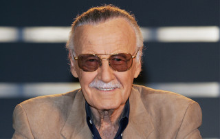 Man mustache glasses stage microphone - a stage free wallpaper