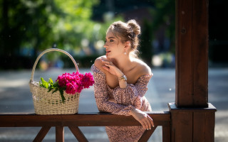 Woman bench flower basket summer - elina karimova free wallpaper