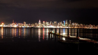 Vancouver city skyline boat night - low free wallpaper