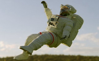Man white spacesuit air legs - his leg free wallpaper