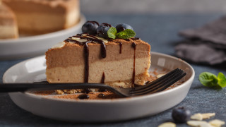 Cake slice chocolate sauce fork - a pastel free wallpaper