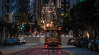 Trolley street night cityscape tokyo - night time in a city free wallpaper