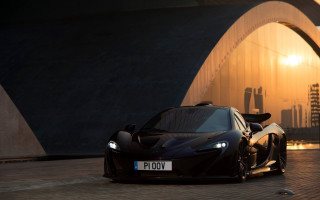 Black sports car building light - andrew law free wallpaper