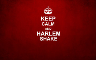 Red crown keep calm harlem - a red background free wallpaper