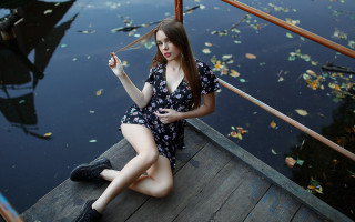 Woman dock umbrella serious night - serious free wallpaper for desktop