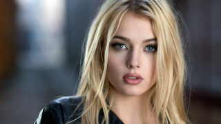 Woman blonde blue eyes makeup - a black jacket free wallpaper for desktop