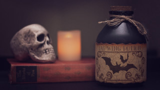 Booze skull candle gothic stilllife - spooky free wallpaper