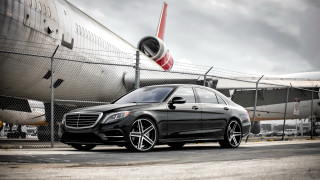 Black mercedes plane runway cloudy - luxury free wallpaper