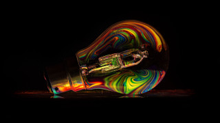 Colorful object holography raytraced black - a black light free wallpaper