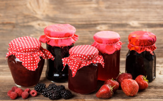 Jars jam strawberries raspberries wooden - a wooden table free wallpaper