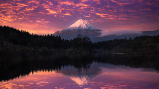 Mountain lake sunset forest sky 2 - a pink sky above free wallpaper