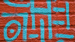 Redbrick bluegraffiti keepsmiling stopsign girl - graffiti paint free wallpaper