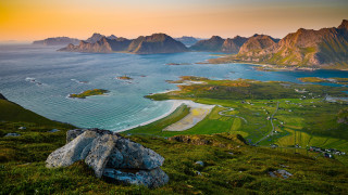 Scenic bay mountains sunset ocean - scenic free wallpaper