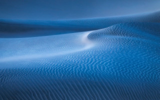 Blue desert sand dunes sky - amir zand free wallpaper