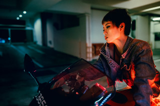 Neon motorcycle cyberpunk portrait blurry - a man riding free wallpaper