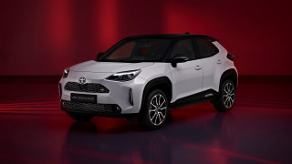 Toyota suv red background 3d - private press free wallpaper