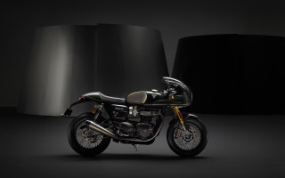 Black motorcycle dark room 3d - a black motorcycle free wallpaper