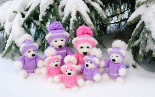 Stuffed bears snow tree pile - alison kinnaird free wallpaper