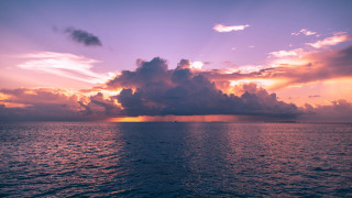Large cloud ocean sunset boat - a large cloud free wallpaper