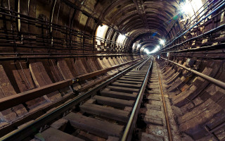 Train track tunnel skylight light - a tunnel free wallpaper