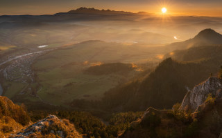Valley sunset river mountains coast - a view of a valley free wallpaper