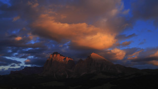 Mountain range clouds cityscape sunset - widescreen free wallpaper